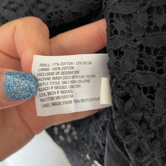 Merona/ Black Lace lined sleeveless tank top​​​​​​​​​​ - Picture 5 of 6